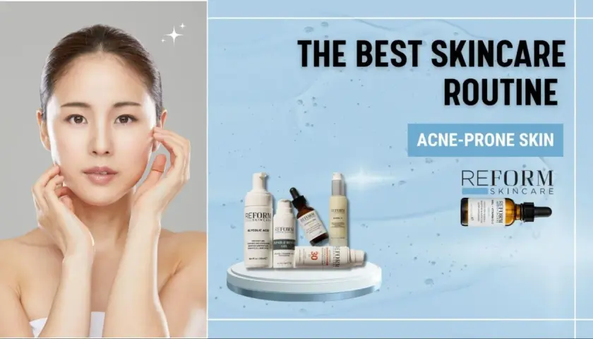 Ansiktsmodell med klar hud bredvid Reform Skincare-produkter för aknebenägen hud. Vanliga moln syns i bakgrunden.