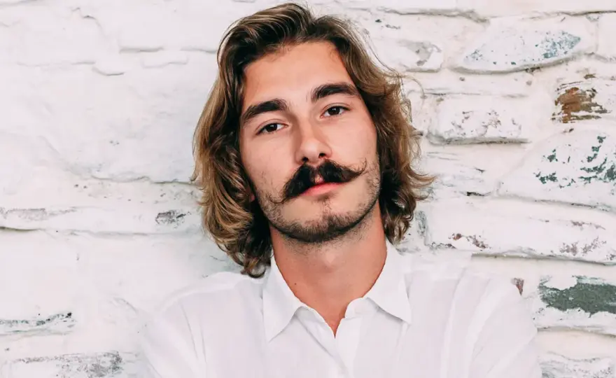 Mustaschstilar - Hitta din perfekta form & skötselguide
