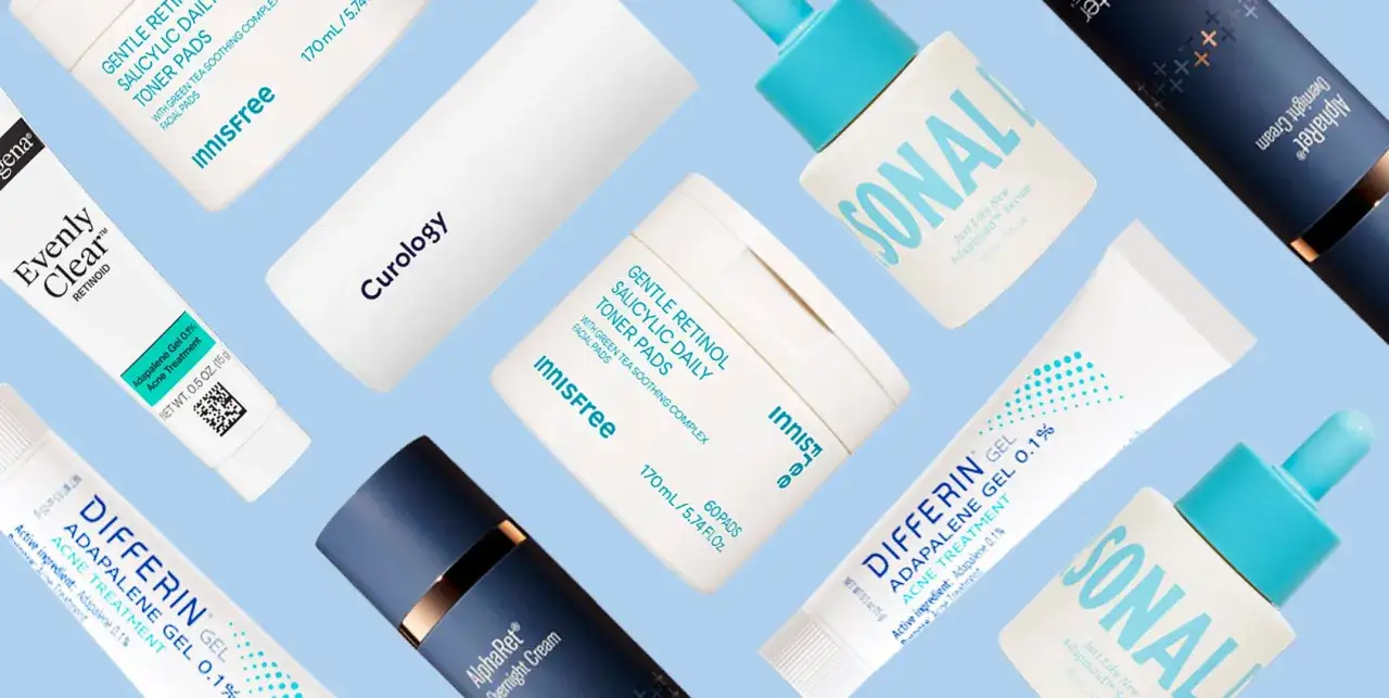Hudv&aring;rdsprodukter med retinol och salicylsyra f&ouml;r aknebehandling. Olika m&auml;rken som Differin, Innisfree och Curology.