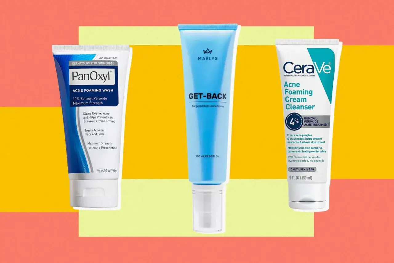 Tre produkter f&ouml;r att bek&auml;mpa finnar p&aring; ryggen: PanOxyl, Maelys Get-Back och CeraVe Acne Foaming Cream Cleanser.