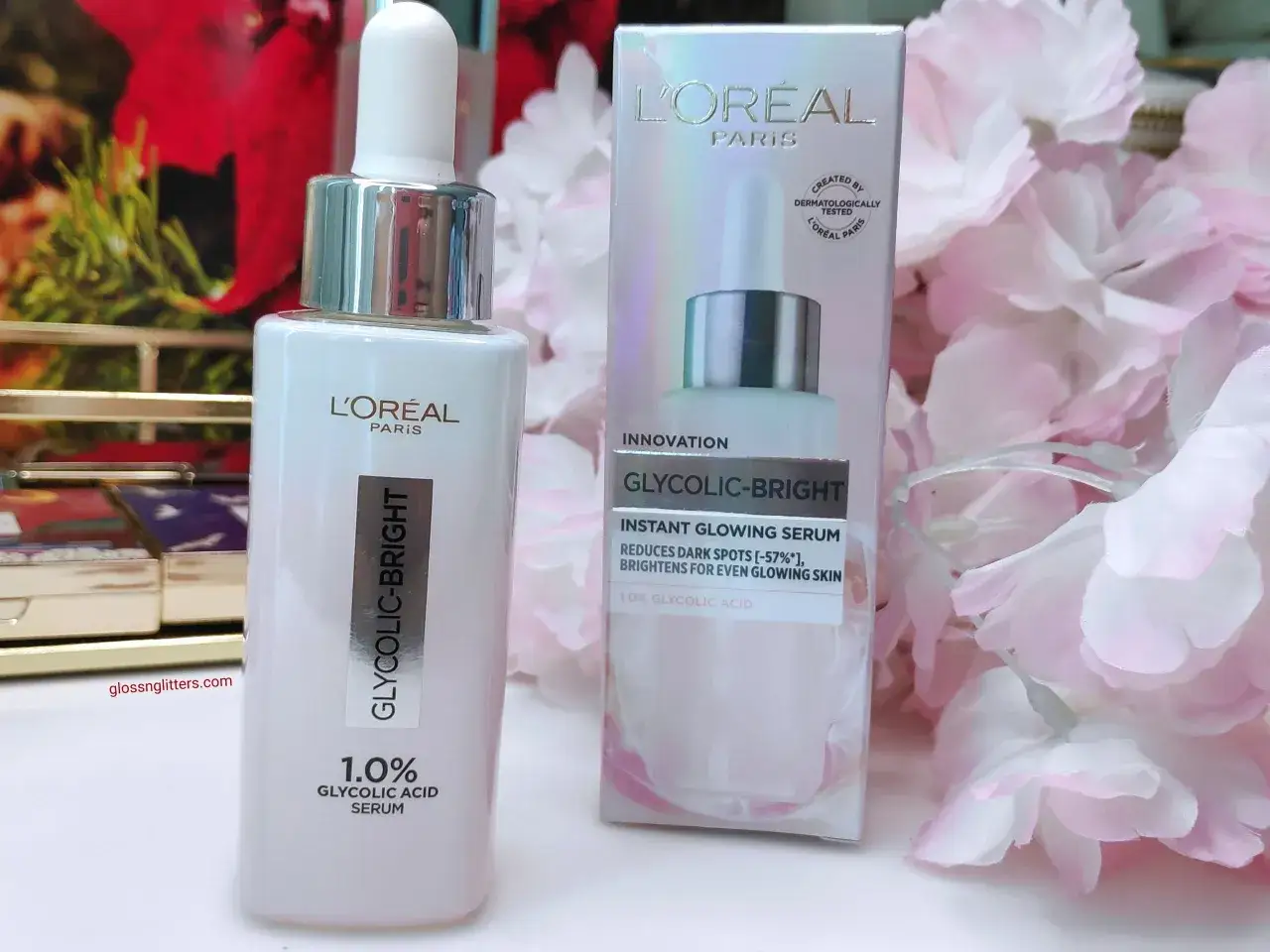 L'Or&eacute;al Glycolic-Bright serum med 1.0% glykolsyra f&ouml;r en j&auml;mnare och klarare hud. Perfekt f&ouml;r din hudv&aring;rd.